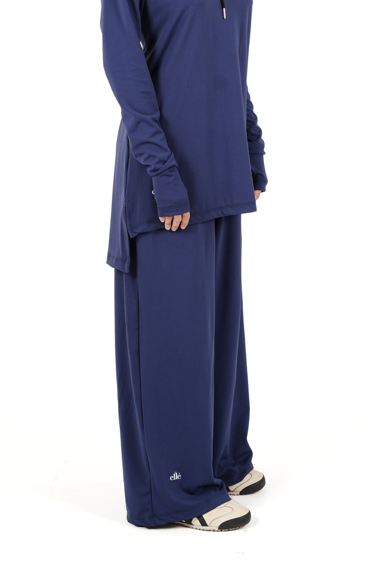 RA.ellé's Straight Cut Pant