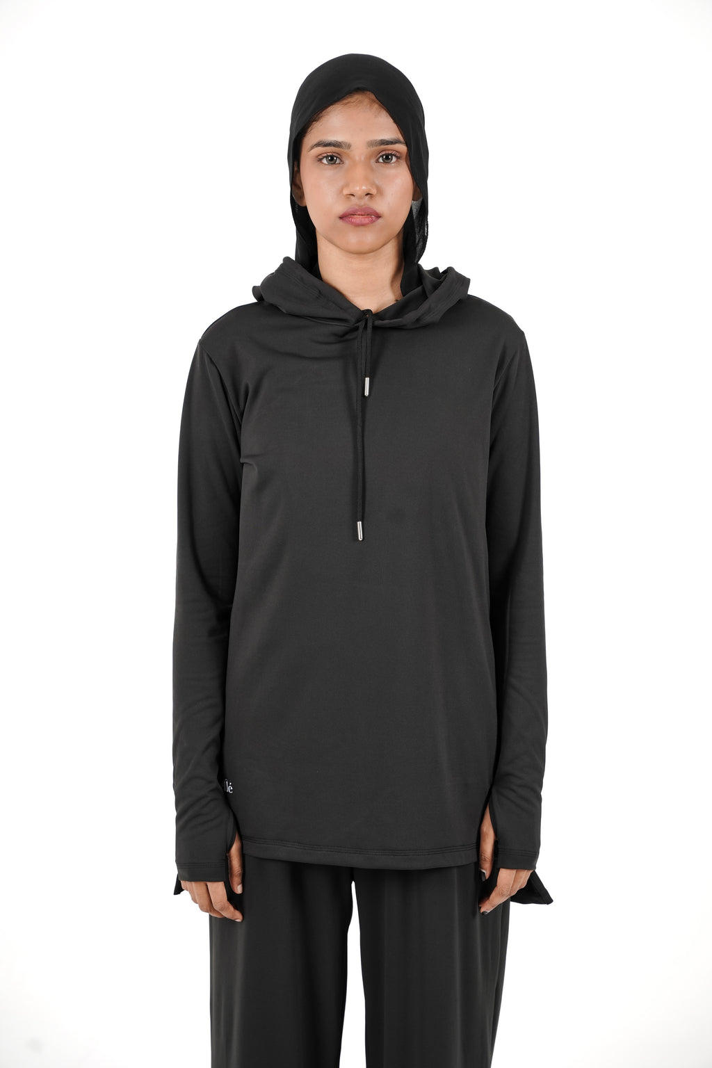 RA.ellé’s Plain Hooded Top