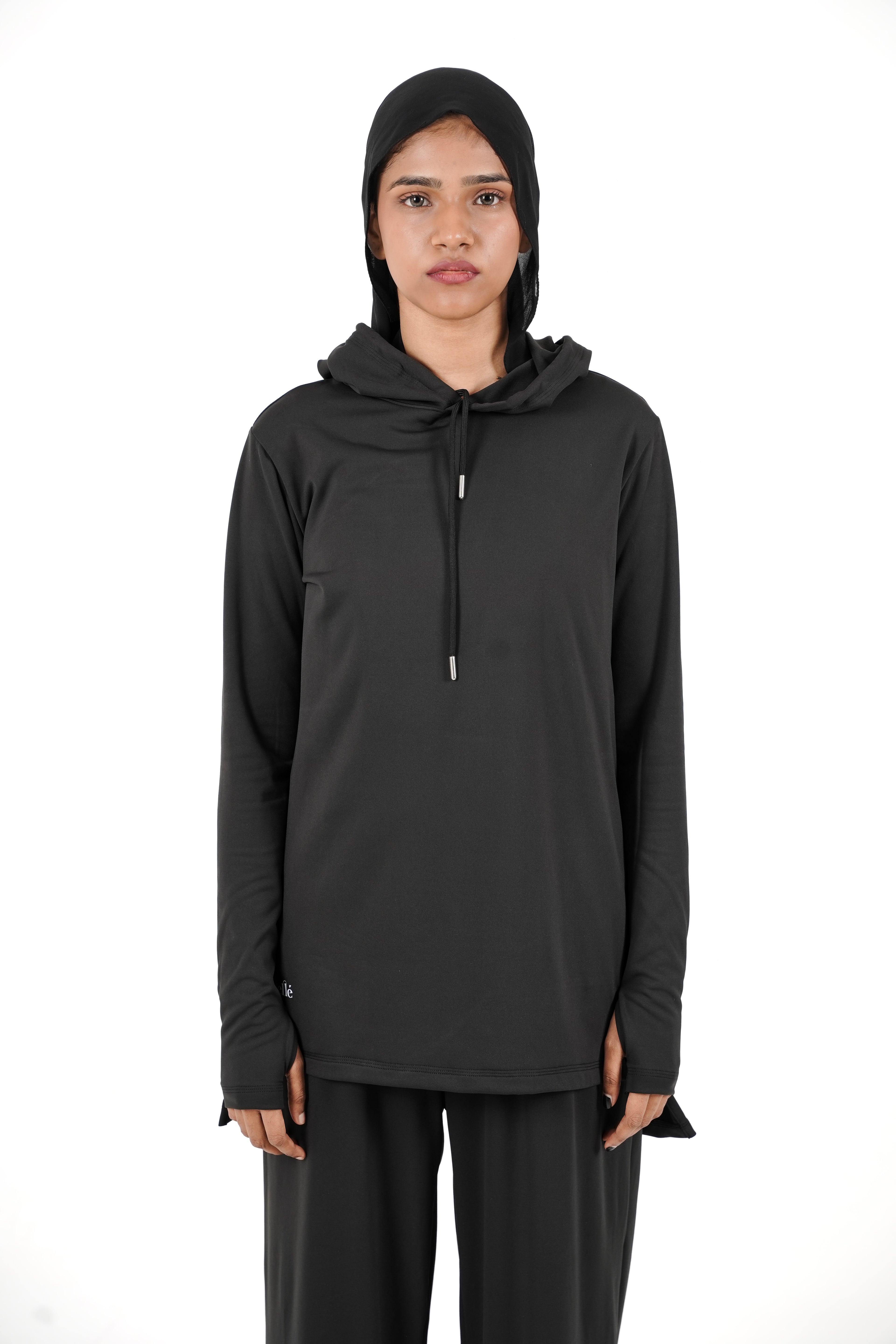RA.ellé’s Plain Hooded Top
