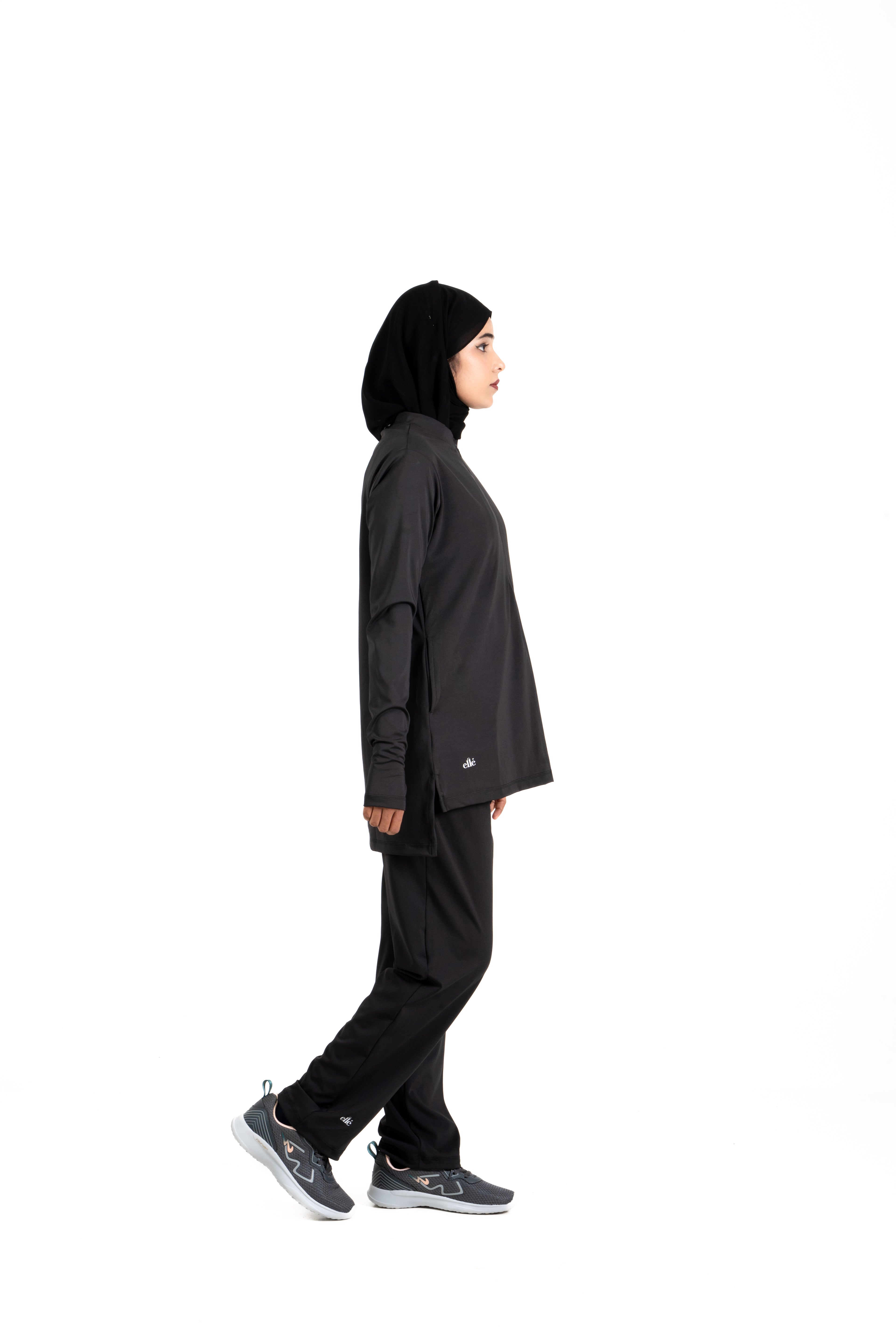 RA.ellé’s Zip Set Black