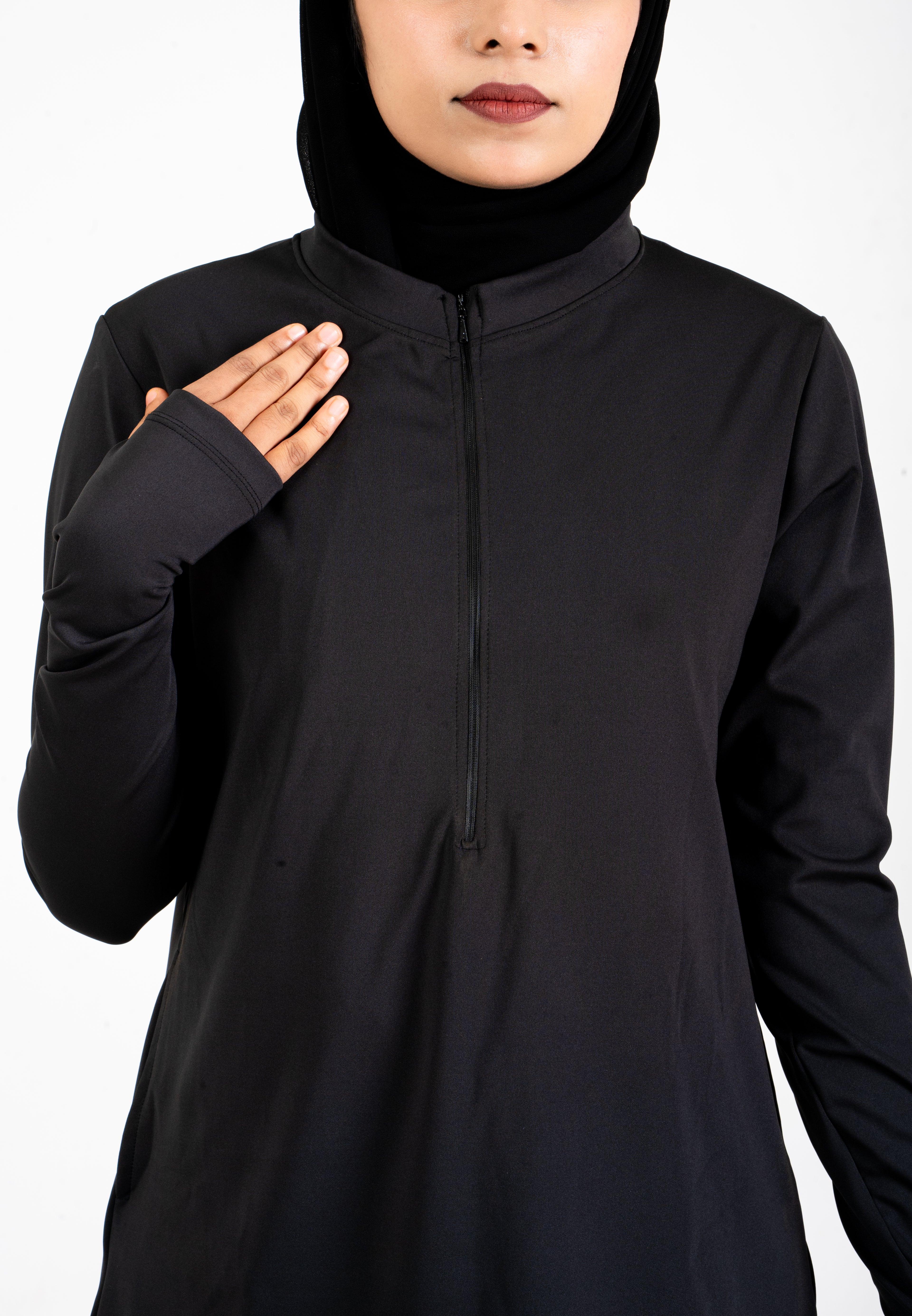 RA.ellé’s Zip Set Black