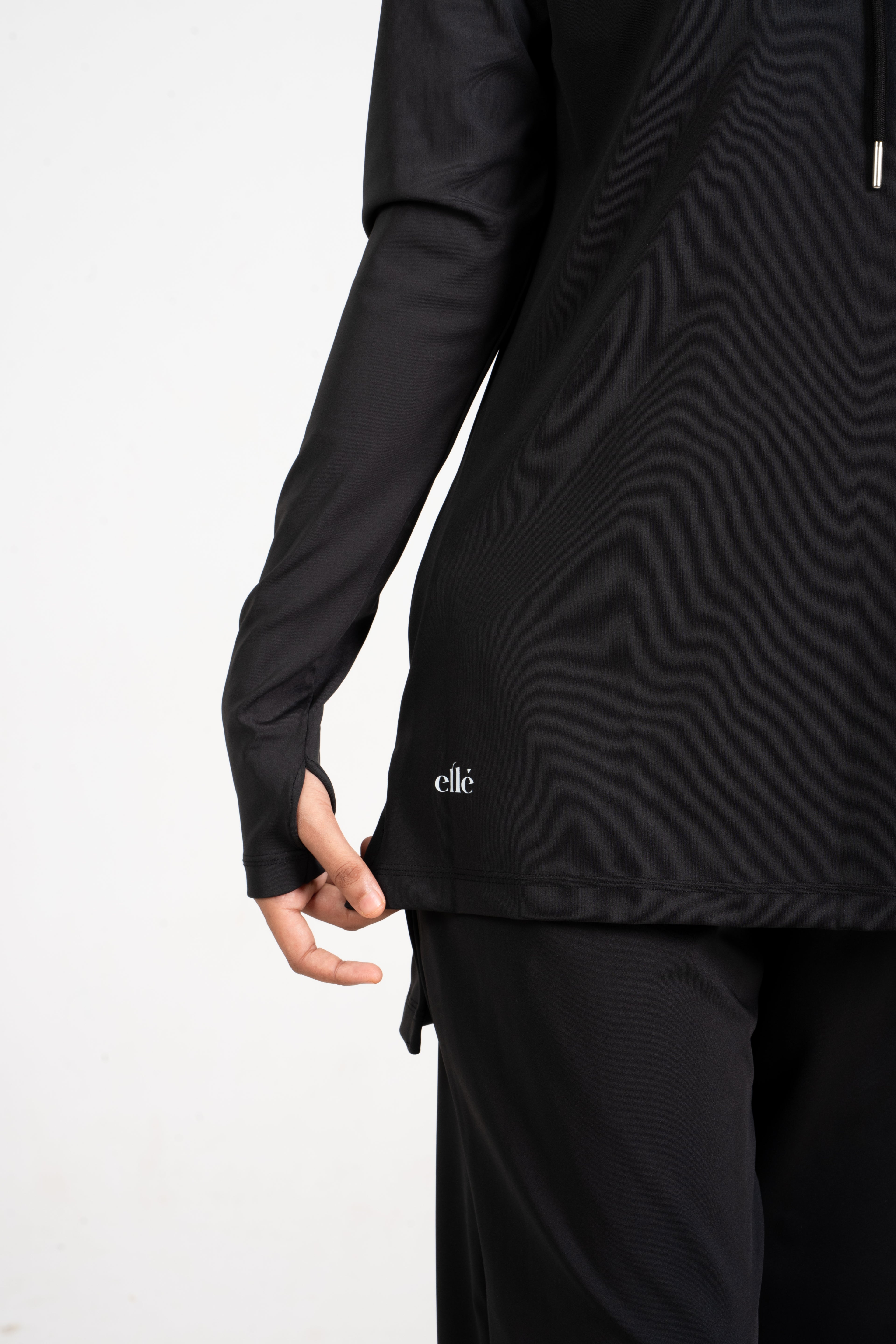 RA.ellé’s Plain Hooded Set Black